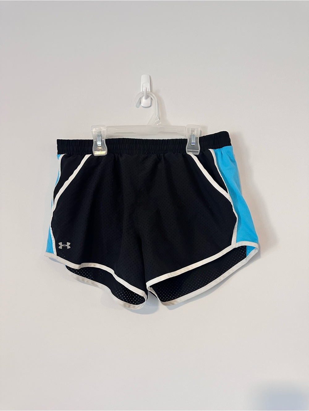 Under Armour Women’s Black Running Shorts Large Blue Mesh Athletic Activewea - Picture 2 of 11